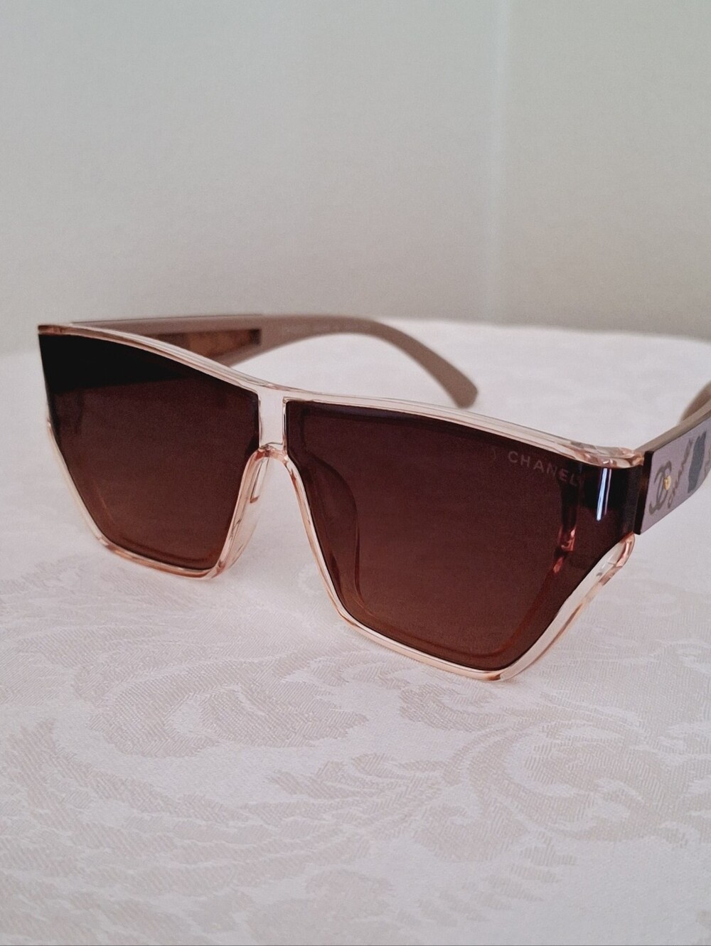 CHANEL LOGO SUNGLASSES - NWOT